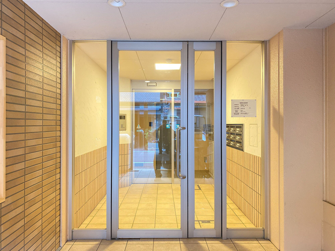 Public Area 3, Roanne Higashiyama, Kyoto