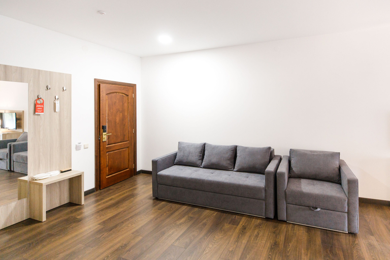 Others 5, Hotel Antonio, Uzhhorods'ka