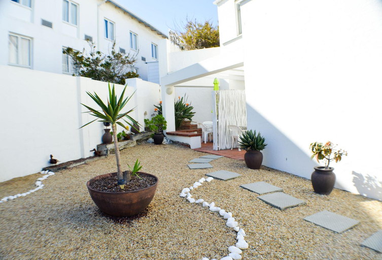 Public Area, Small Bay Guest House, City of Cape Town