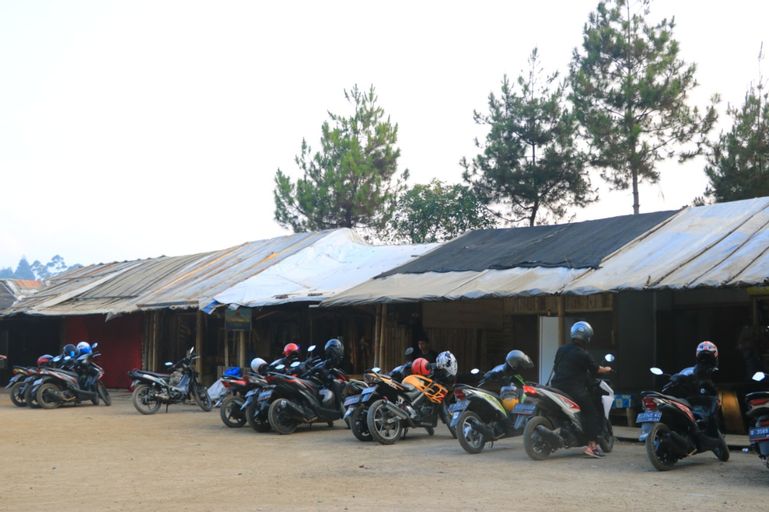 Explore Jayagiri - Camping Cantik, Cukup bawa Badan!, Bandung