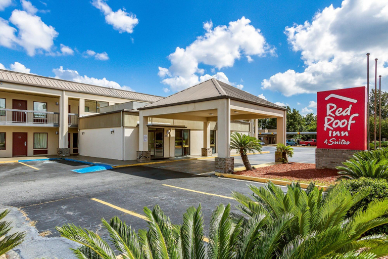 Exterior & Views 2, Red Roof Inn & Suites Statesboro - University, Bulloch