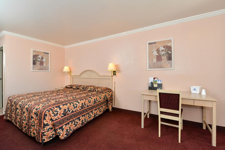 Bedroom 4, Americas Best Value Inn Anthony El Paso West, El Paso