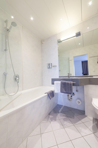 Bathroom, City Hotel garni Neu-Ulm, Neu-Ulm