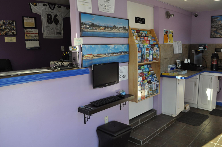 Public Area 3, Salt Air Lodge, Santa Cruz