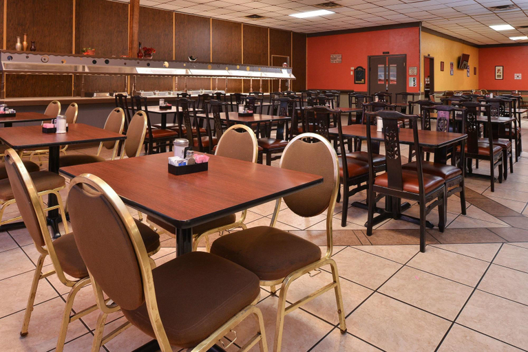 Food & Drinks 5, Americas Best Value Inn Suites Anadarko, Caddo