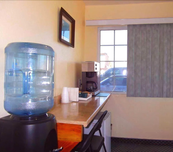 Public Area 4, Americas Best Value Inn Mojave, Kern