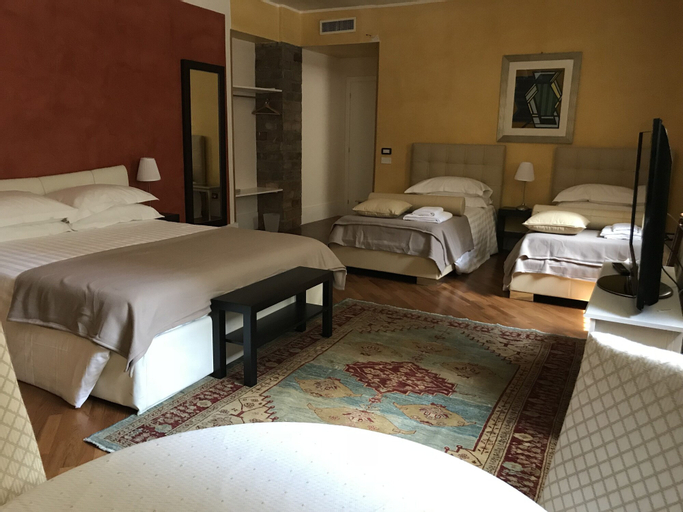 Bedroom 3, Flora Inn, Scotti's House - Due passi in centro, Bergamo