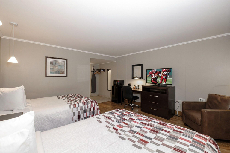 Bedroom 3, Red Roof Inn & Suites Herkimer, Herkimer