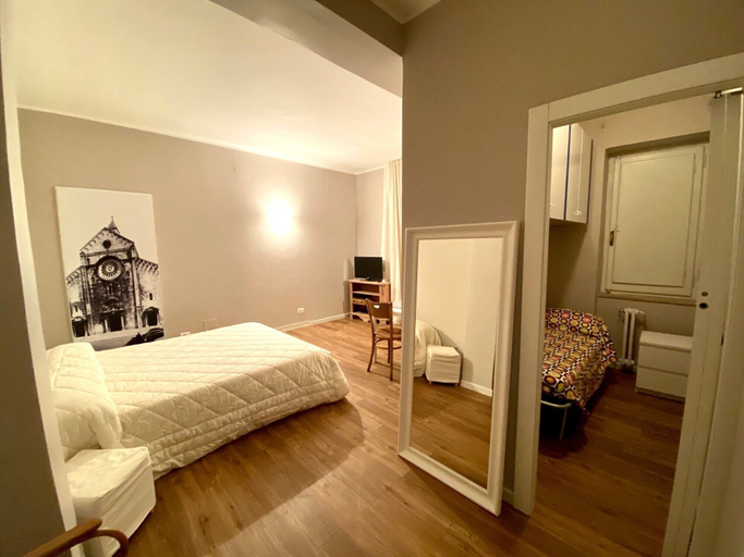 Bedroom 3, Vimini Like a Local, Bari