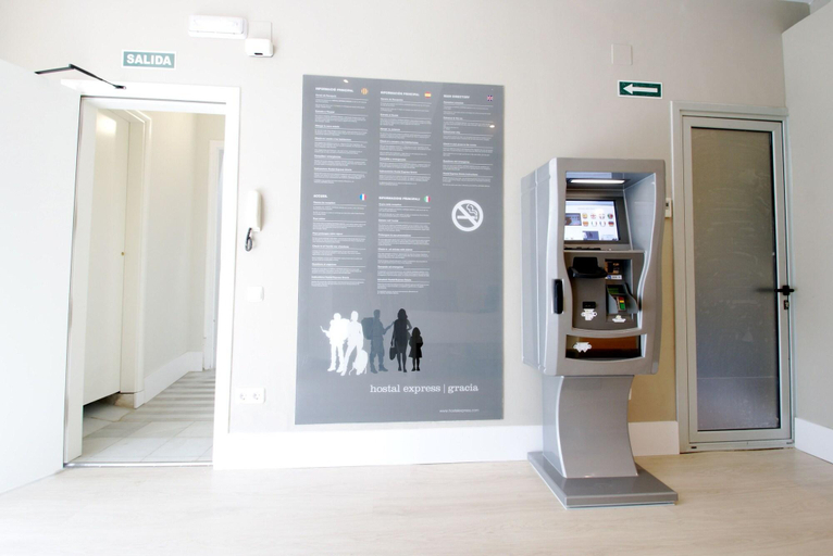 Public Area 3, Hostal Express by gaiarooms, Barcelona