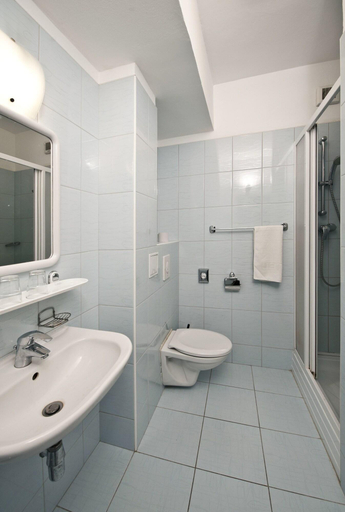 Bathroom 4, Hotel Plus, Bratislava