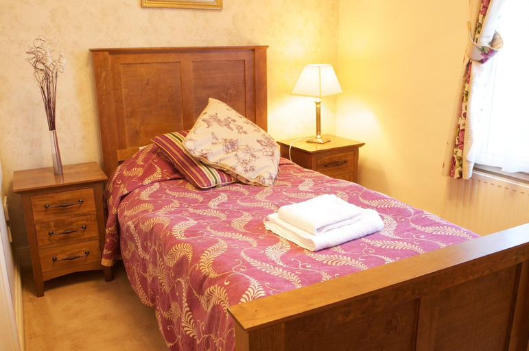 Bedroom 3, The George And Pilgrim, Somerset