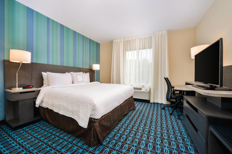 Bedroom 3, Fairfield Inn & Suites Raleigh Cary, Wake