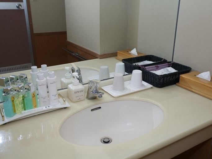 Bedroom 5, Marumine Kanko Hotel, Aizuwakamatsu