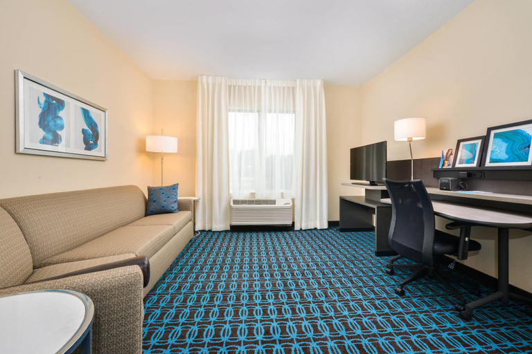 Bedroom 3, Fairfield Inn & Suites Raleigh Cary, Wake