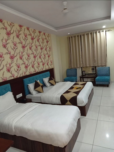 Bedroom 3, Hotel Amaya, Dehradun