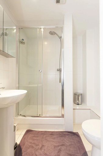 Bathroom, Hyde Park Atmosphere A, London