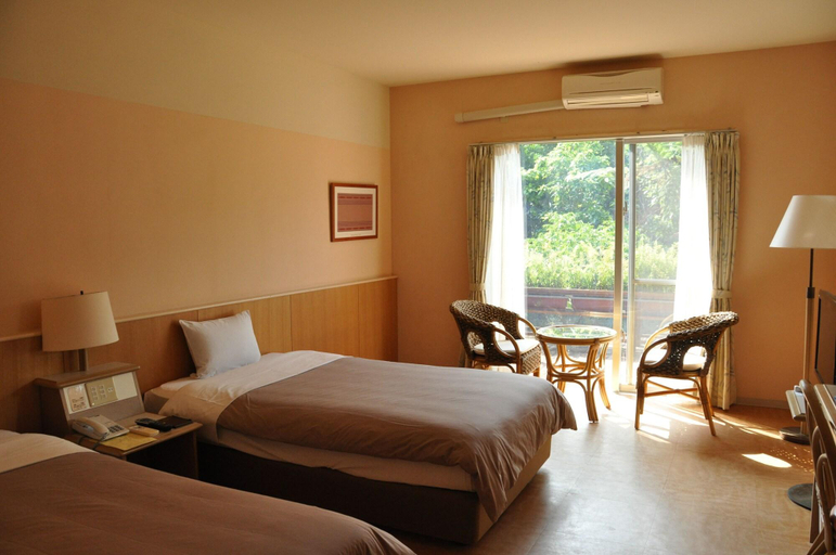 Bedroom 4, Iriomote-jima Jungle Hotel Painu Maya, Taketomi