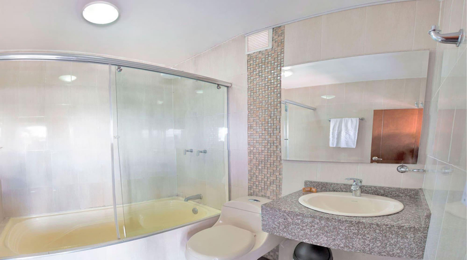 Bathroom 3, Hotel Dorado Gold, Santafé de Bogotá