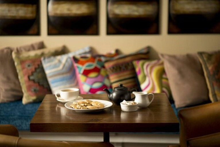 Public Area 2, Crouchers Country Hotel - Hotel, West Sussex