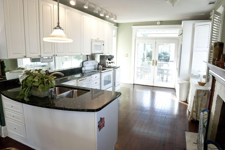 Others 5, DeSoto Beach Bed & Breakfast, Chatham