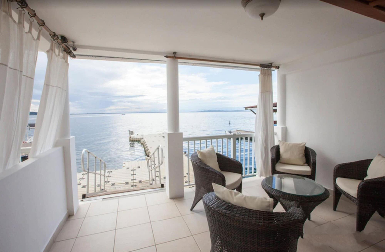Public Area 2, Tropical Suites Hotel, Bocas del Toro