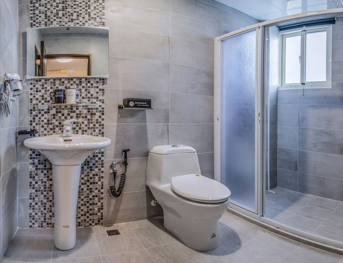 Bathroom, Follow Me-Travel Homestay, Hualien