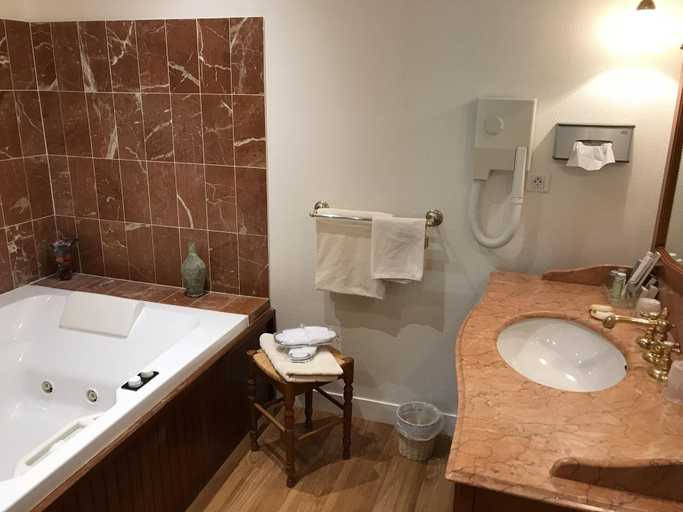 Bathroom 4, Chateau De Sissi, Seine-Maritime