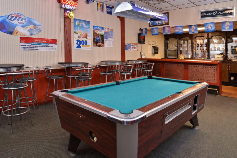 Food & Drinks 4, Americas Best Value Inn Suites Anadarko, Caddo
