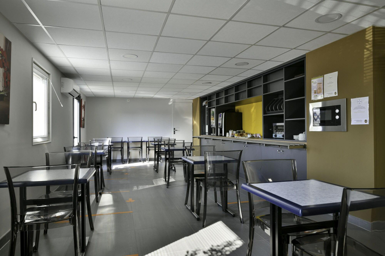 Food & Drinks 5, B&B HOTEL Bollene, Vaucluse