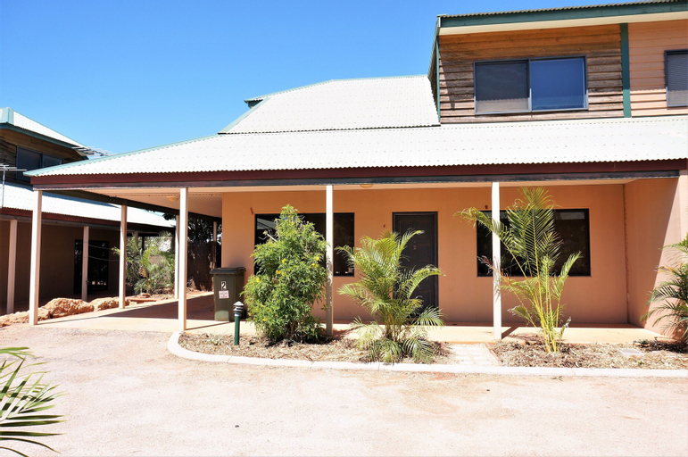 The Ningaloo breeze villa 2 , Exmouth