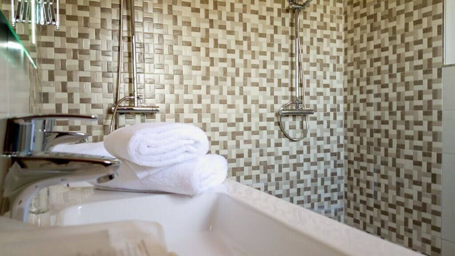 Bathroom 5, Finca El Pastel, Santa Cruz de Tenerife