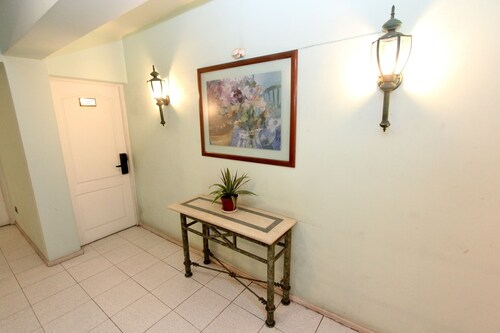 RQ Hotel Dacarlo, Santiago