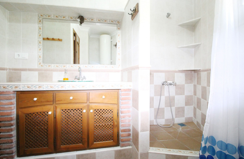 Bathroom 3, 1056 Cortijo Cecilio, Málaga