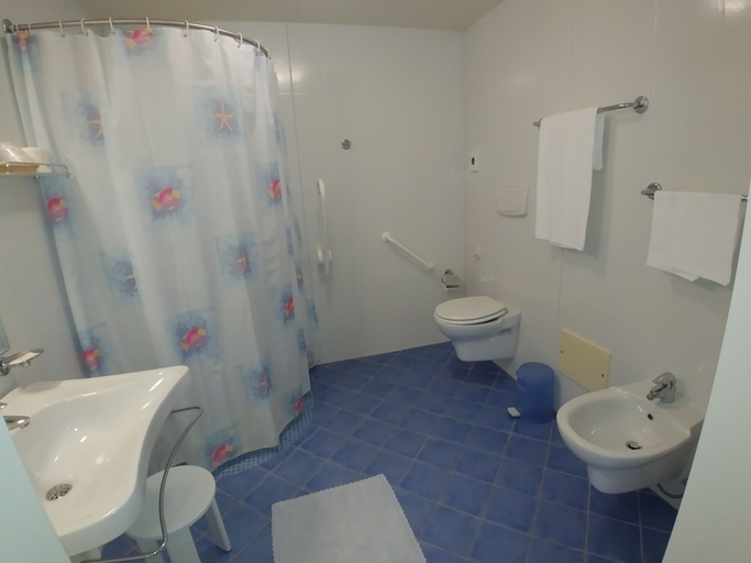 Bathroom 5, Hotel Nuovo Sole HNS, Verona