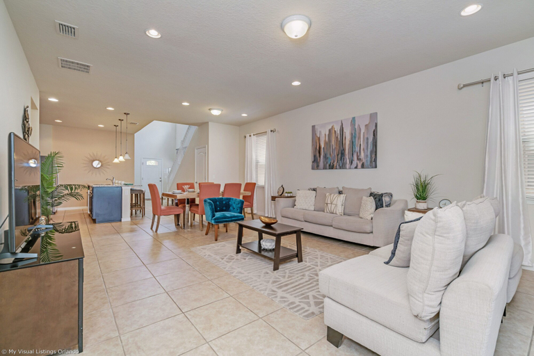 Public Area 1, 8897 Rhodes Street, Osceola