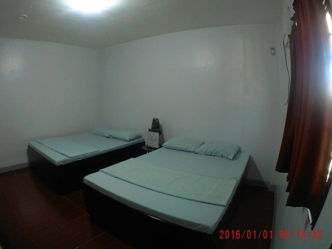 Bedroom 3, AA Travellers Pad Hotel, Laoag City