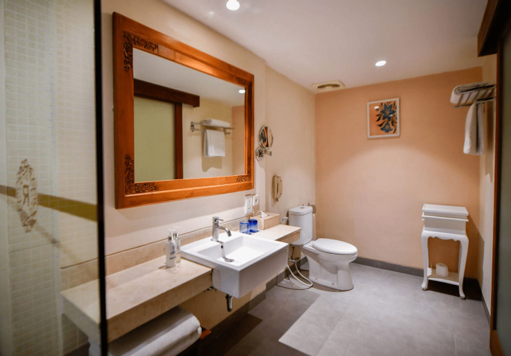 Bathroom 4