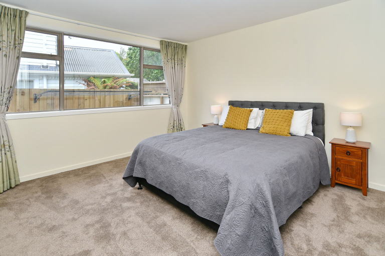 Bedroom 3, Clyde 106, Christchurch