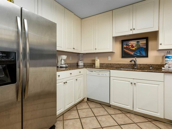 Others 5, Westwind Penthse 2 by Meyer Vacation Rentals, Baldwin