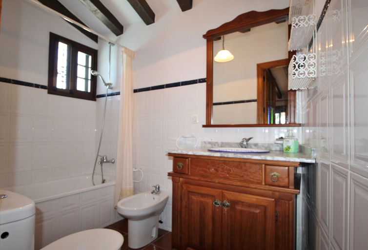 Bathroom 4, 1075 Villa Rosa, Málaga