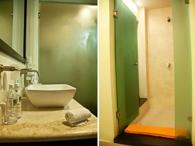 Bathroom, Two-Bedroom Apartment, Cozumel