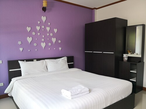 Ruenchofa Hotel, Muang Nong Bua Lam Phu