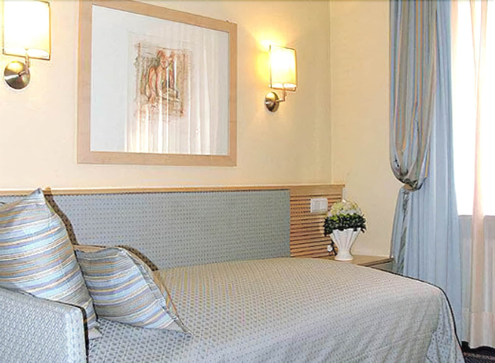 Bedroom 3, City Hotel, Lörrach