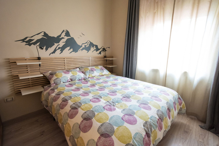 Bedroom 2, Snowake House, L'Aquila