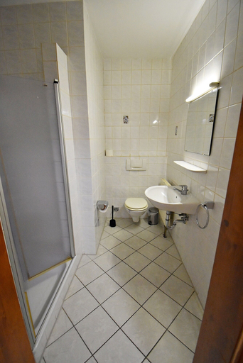 Bathroom 5, Seehaus Mamming, Dingolfing-Landau