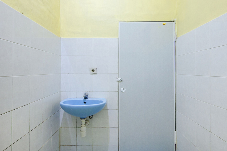 OYO 2208 Thyesza Hotel, Samosir