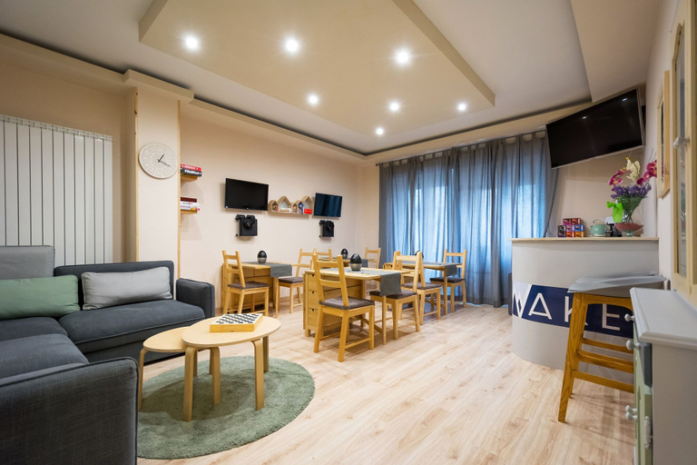 Others 5, Snowake House, L'Aquila