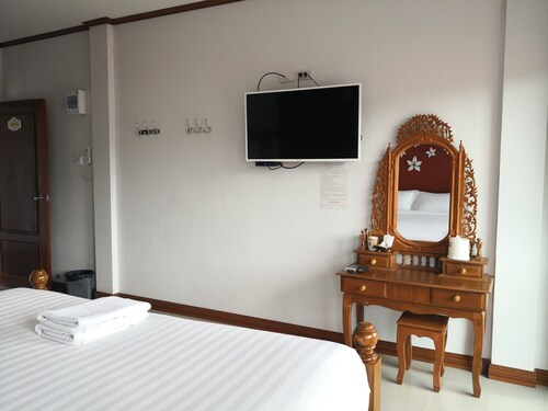 Ruenchofa Hotel, Muang Nong Bua Lam Phu