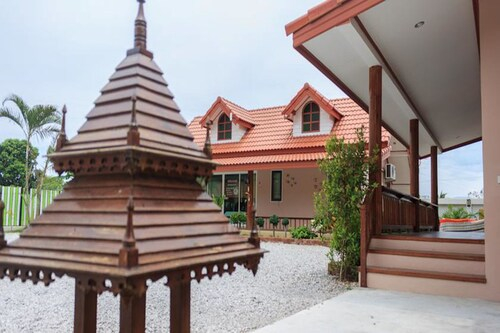 Khaolom Resort Khanom, Khanom